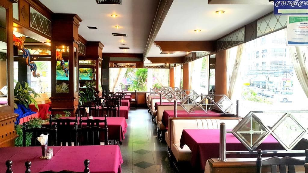 restaurants-restaurant