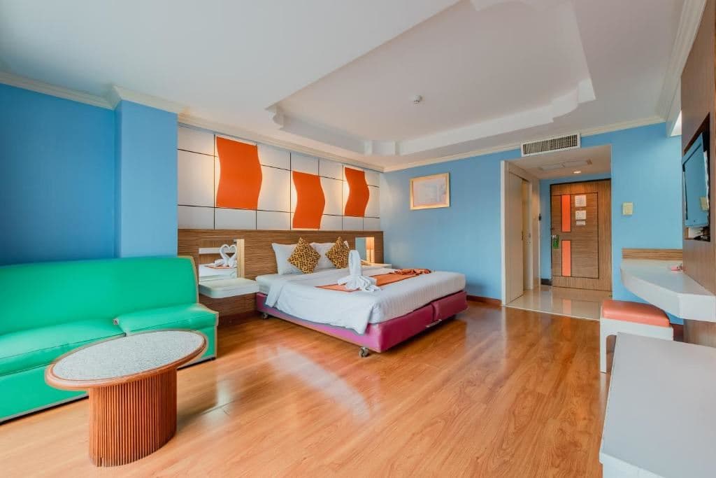 rooms-superior-room