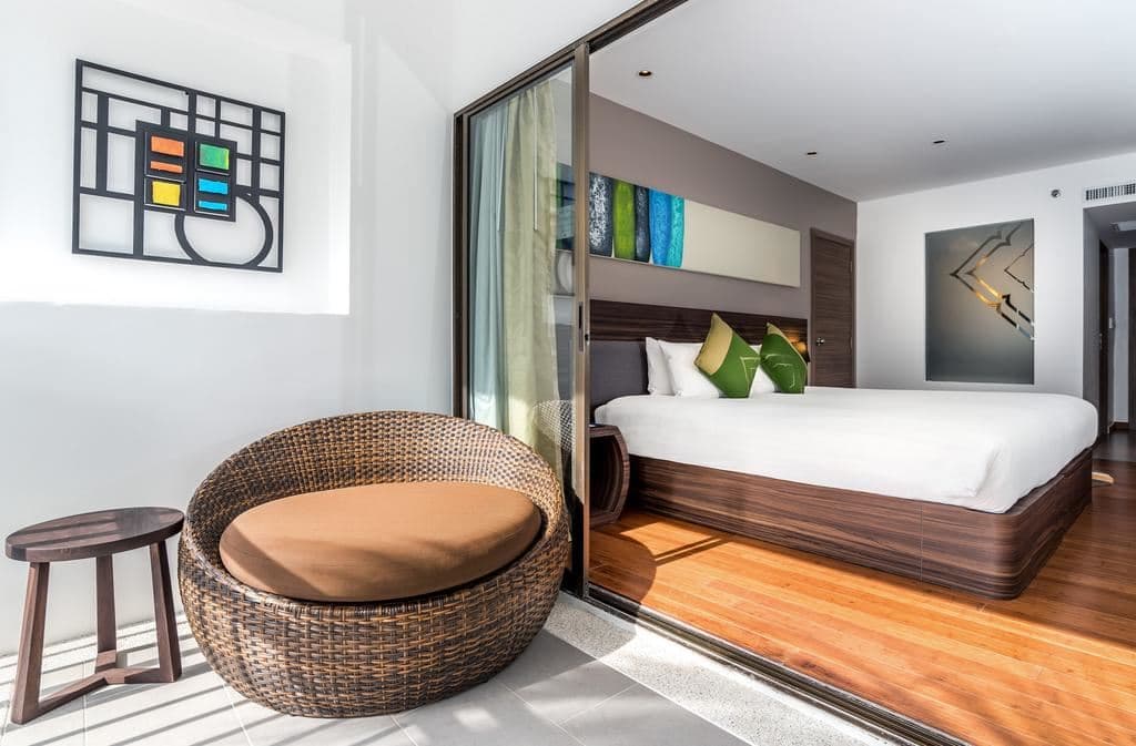 rooms-standard-central-building
