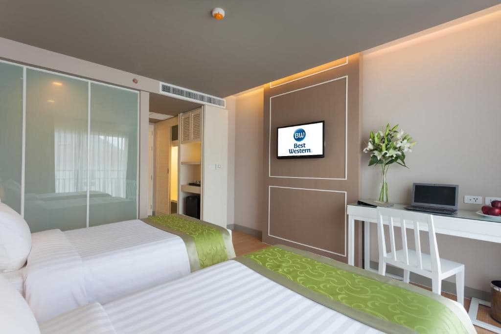 rooms-superior-room