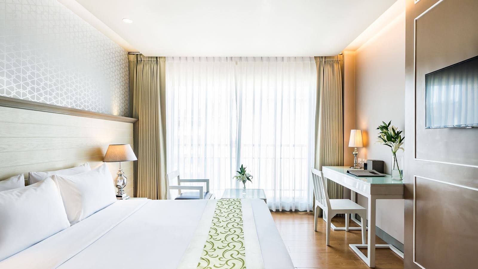 rooms-superior-room