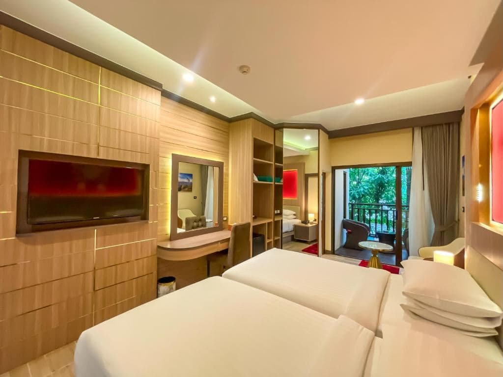 rooms-deluxe-balcony-twin-garden-view