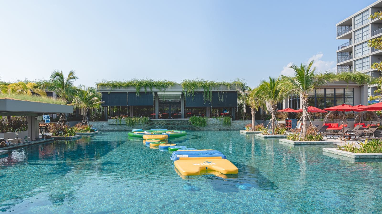 pools-outdoor-pool