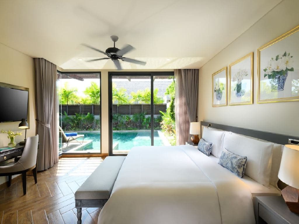 rooms-one-bedroom-pool-villa