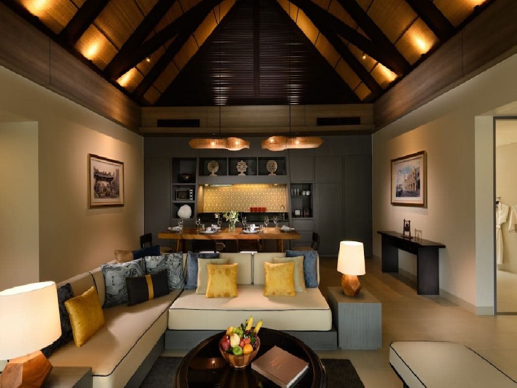 rooms-one-bedroom-pool-villa