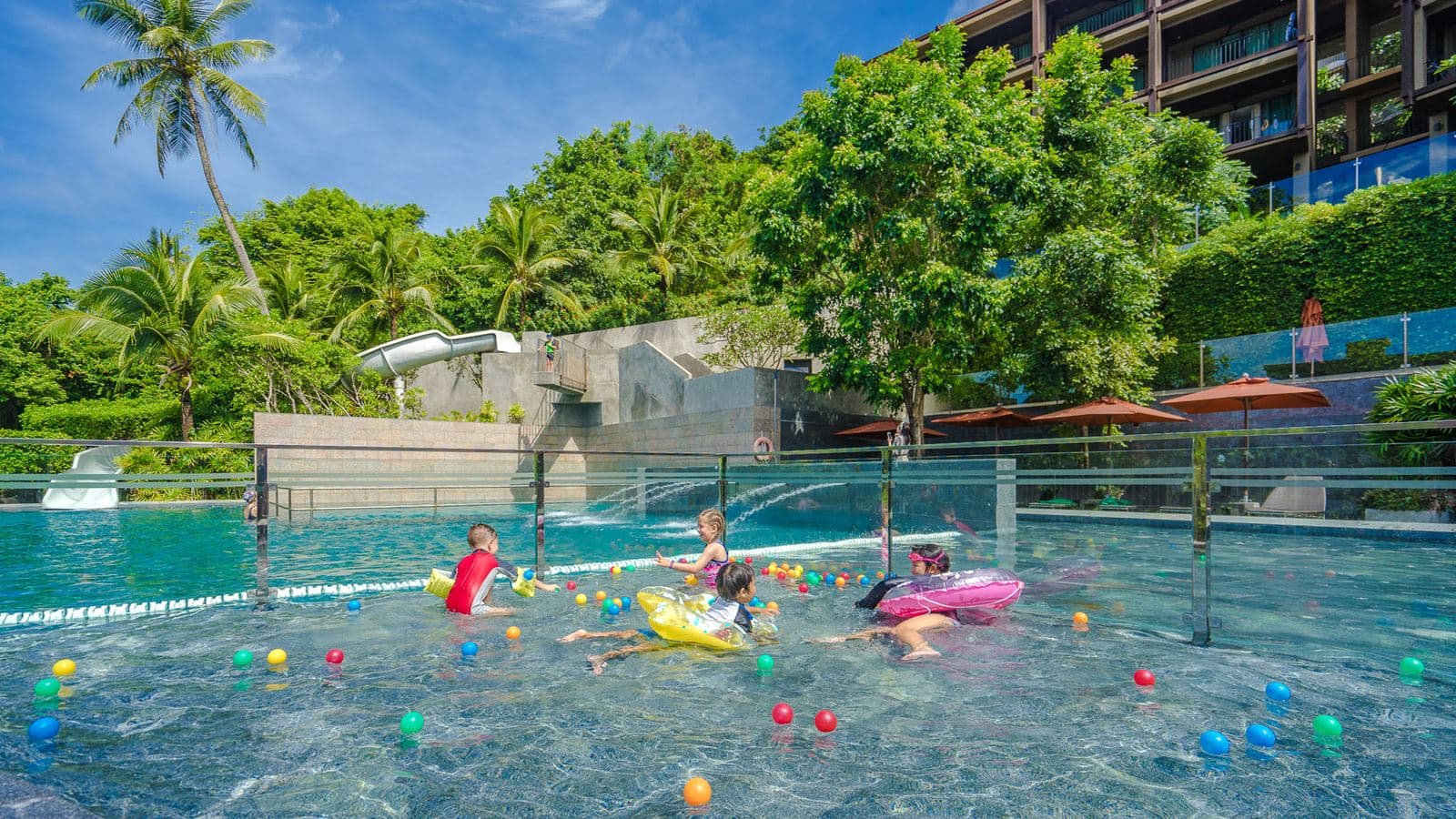 pools-outdoor-childrens-pool