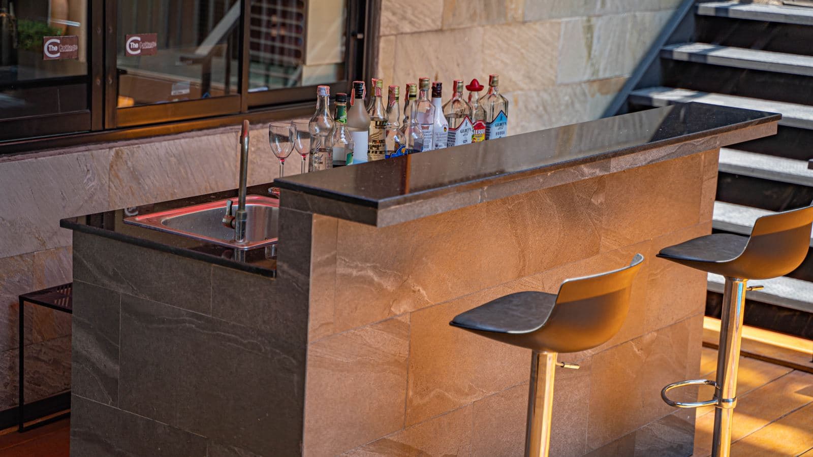bars-pool-bar