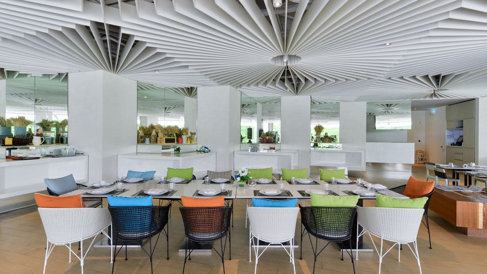 restaurants-the-deck