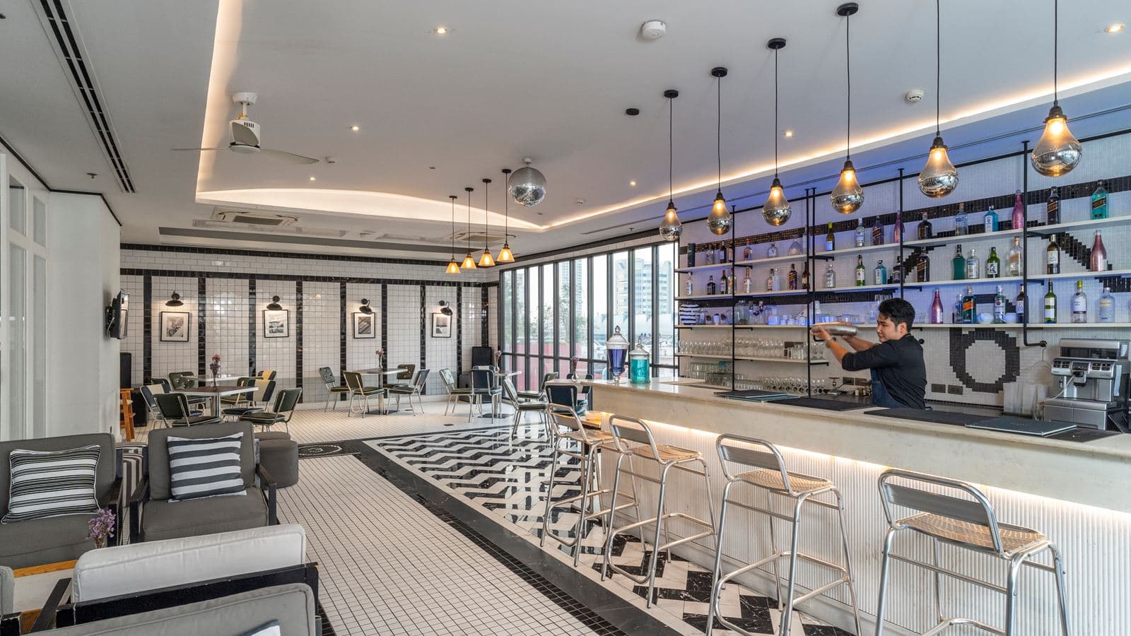 bars-pool-bar