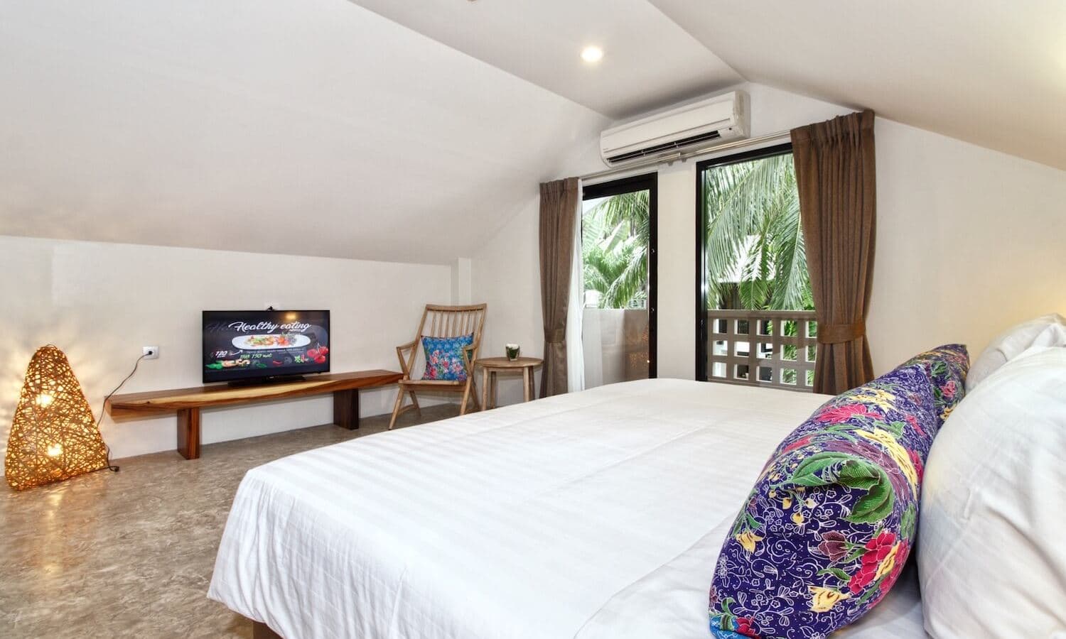 rooms-deplux-room