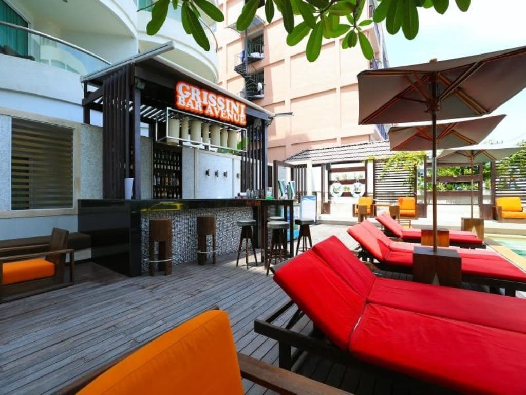 bars-beach-bar