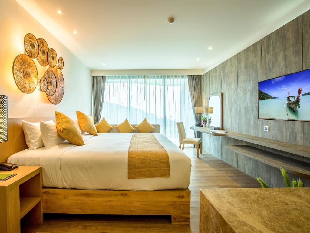 rooms-deluxe-room