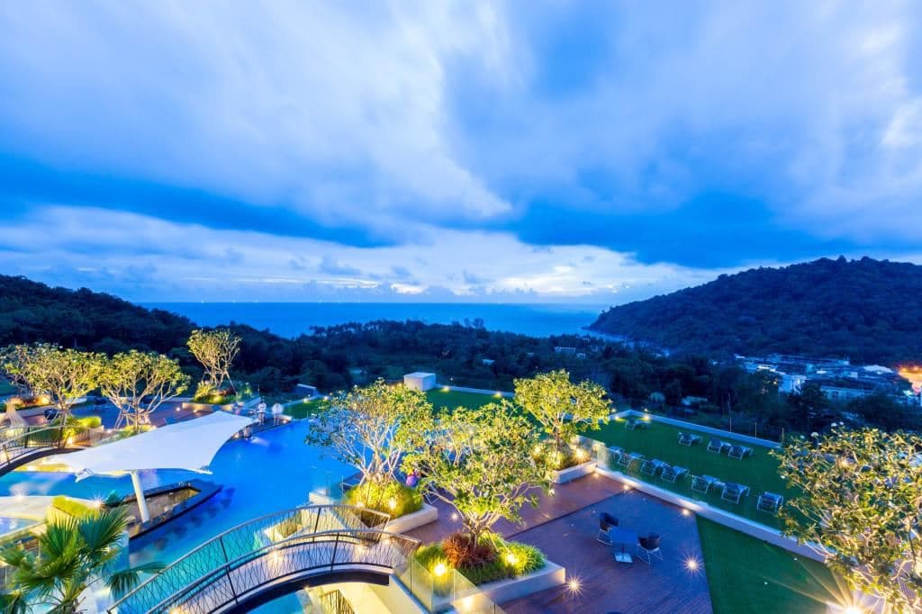 pools-outdoor-pool