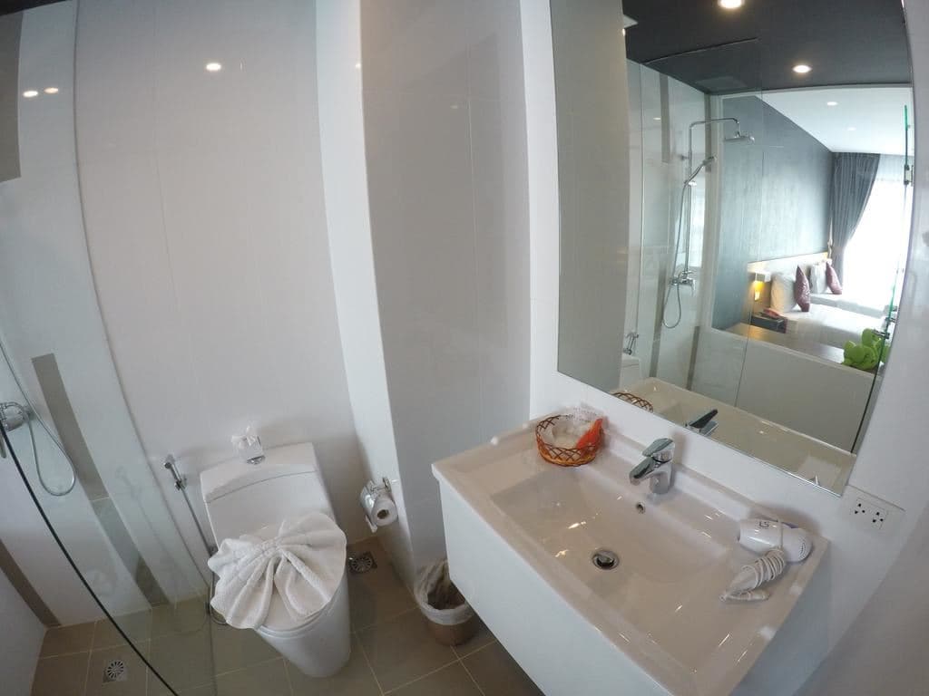 rooms-deluxe-room
