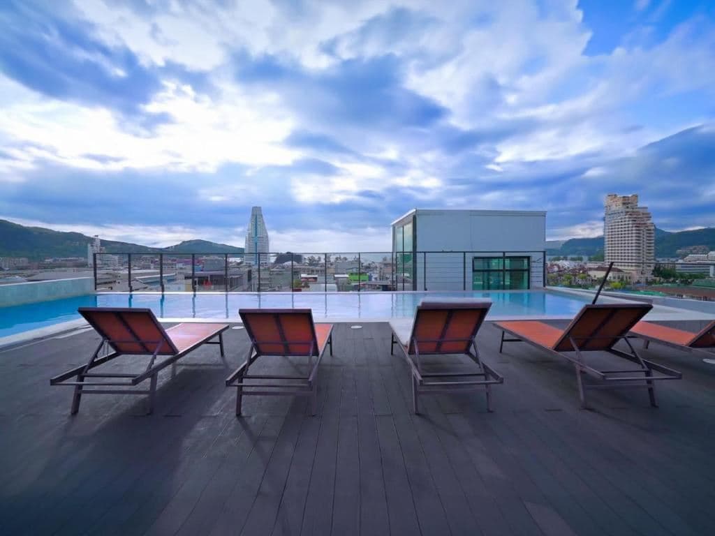 pools-outdoor-pool