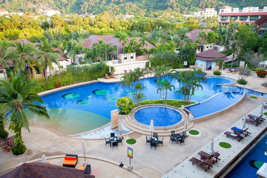 pools-outdoor-pool