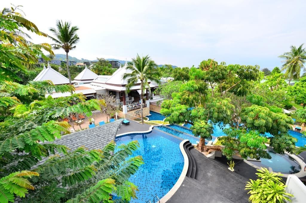 pools-outdoor-pool