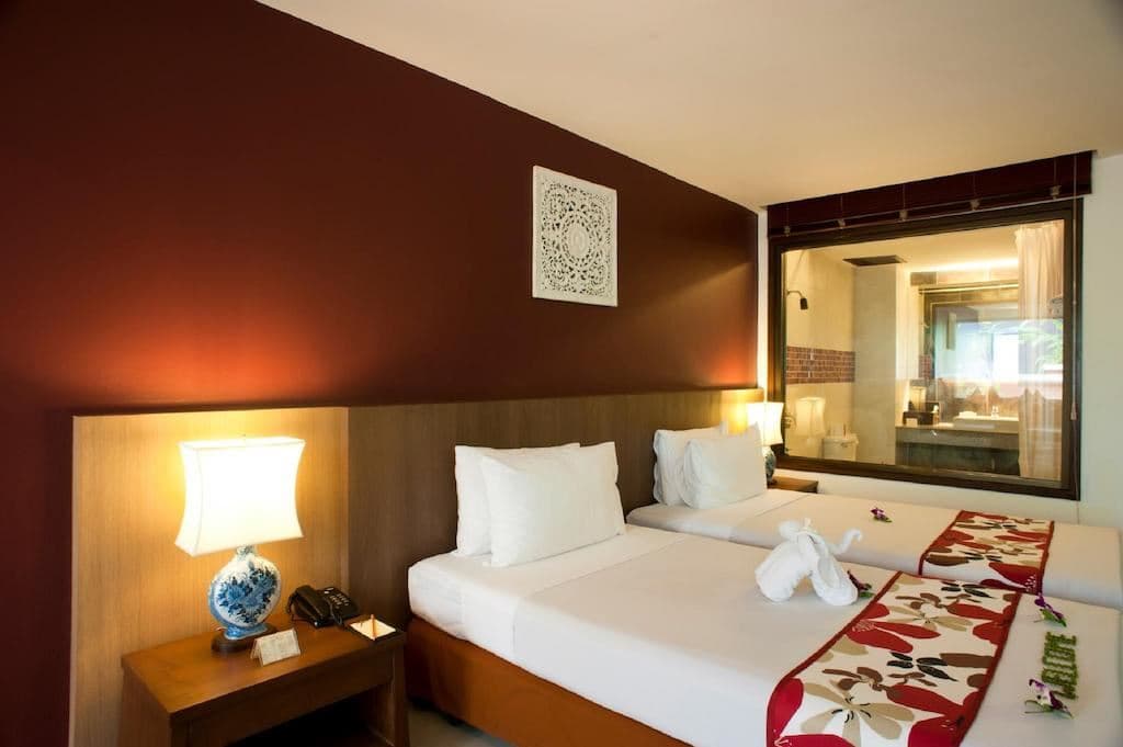 rooms-deluxe-room
