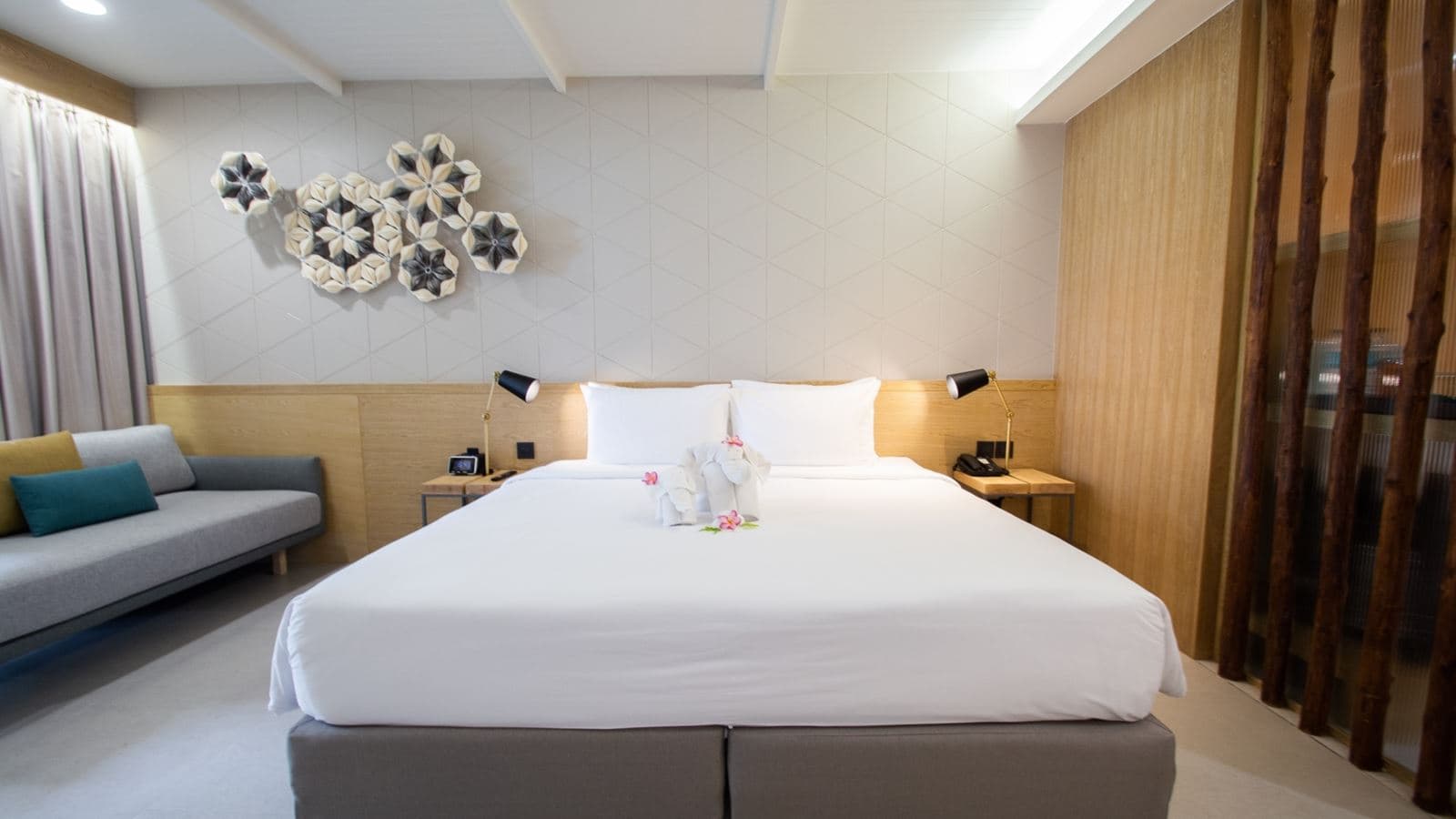 rooms-canna-deluxe-room