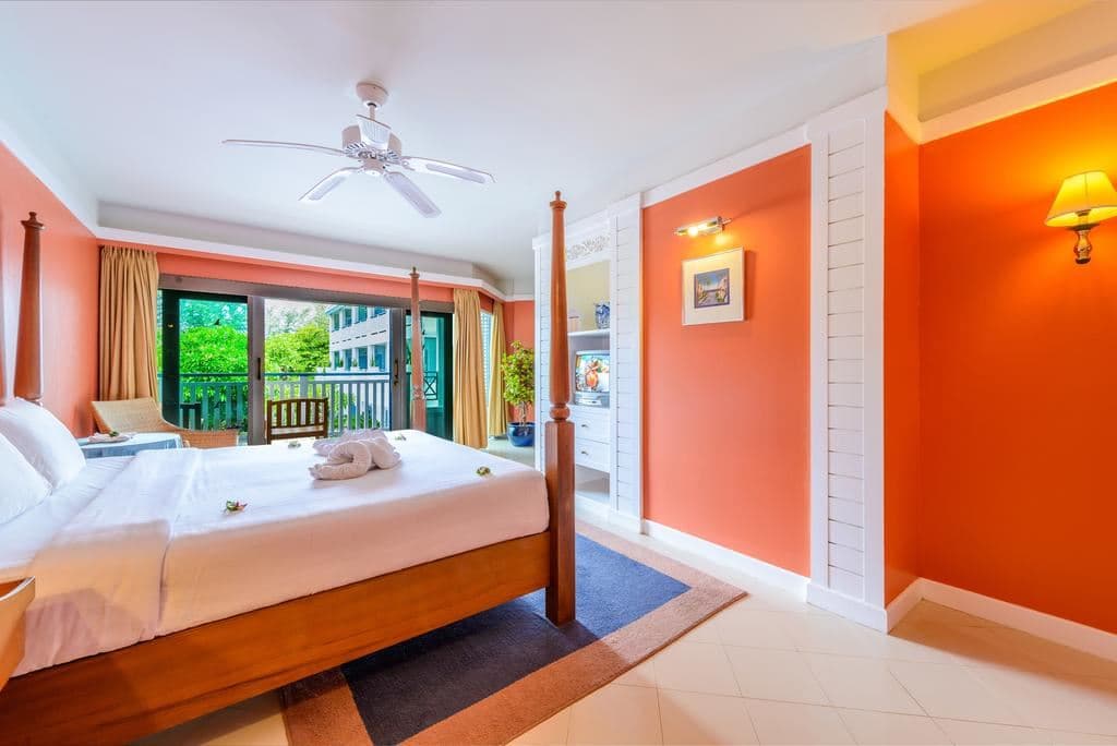 rooms-deluxe-room