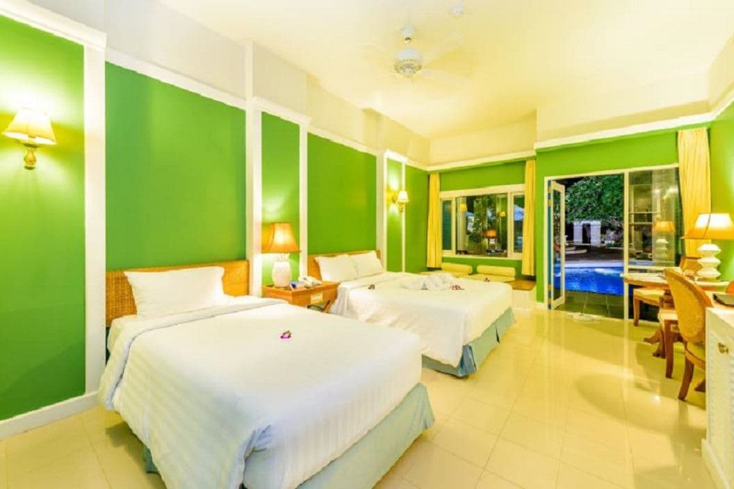 rooms-superior-pool-access