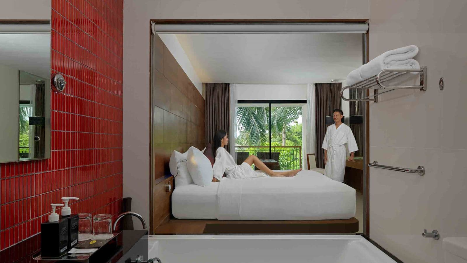 rooms-superior-room-pool-view