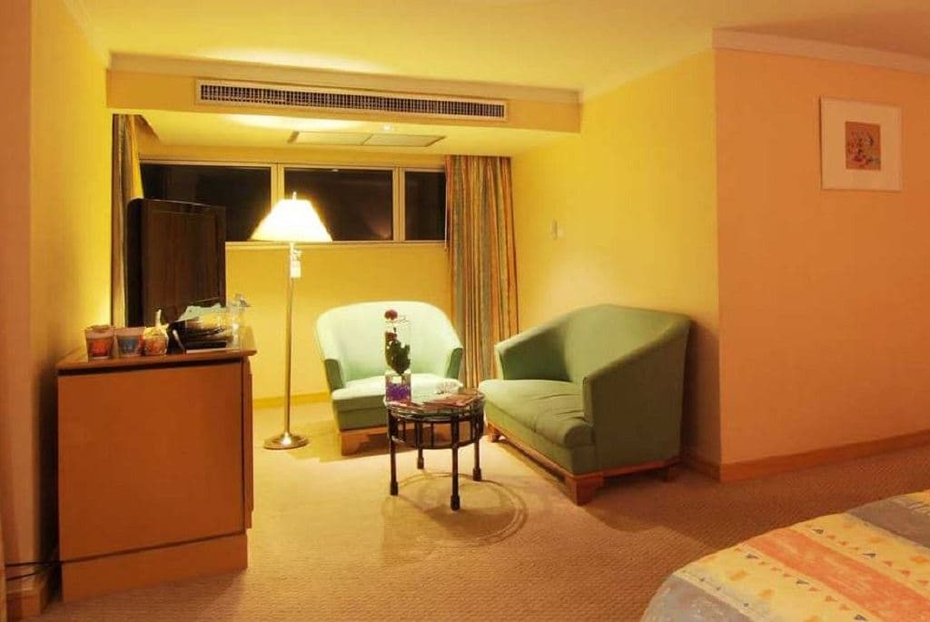 rooms-junior-suite-sky-zone