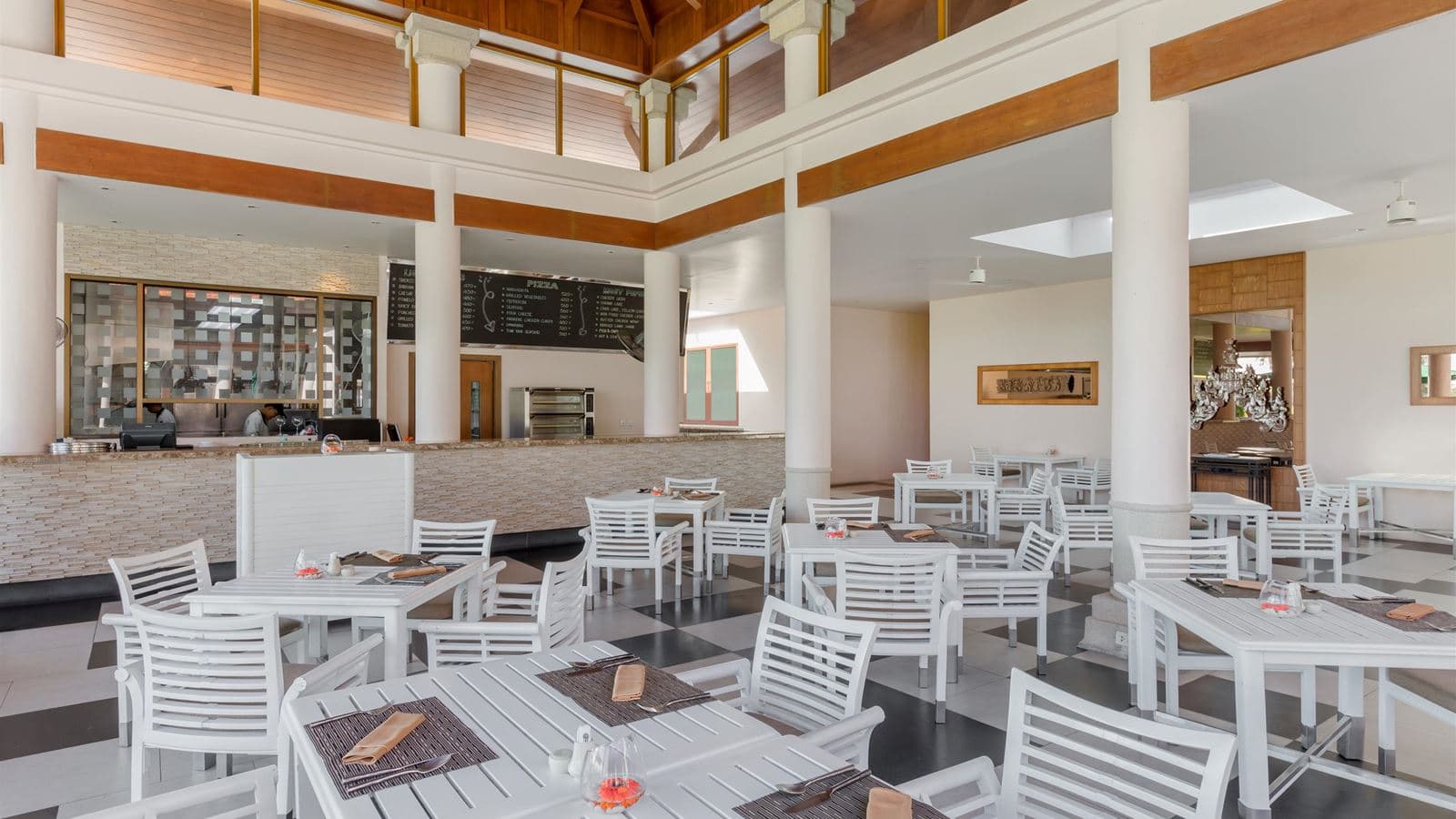 restaurants-banyan-cafe