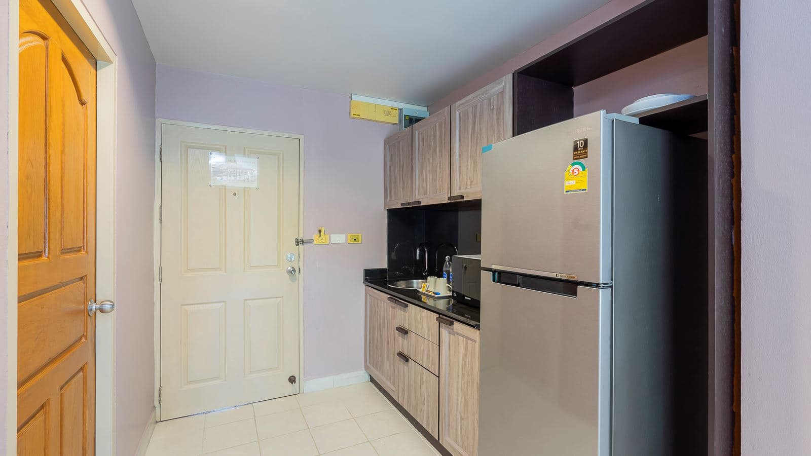 rooms-deluxe-room