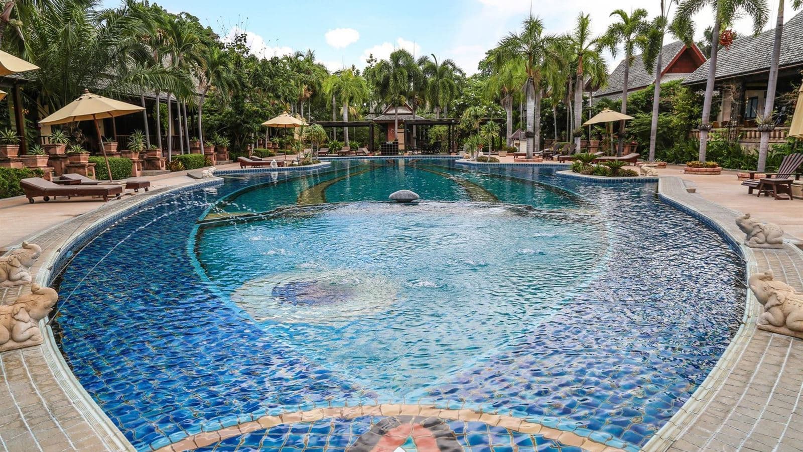 pools-outdoor-pool