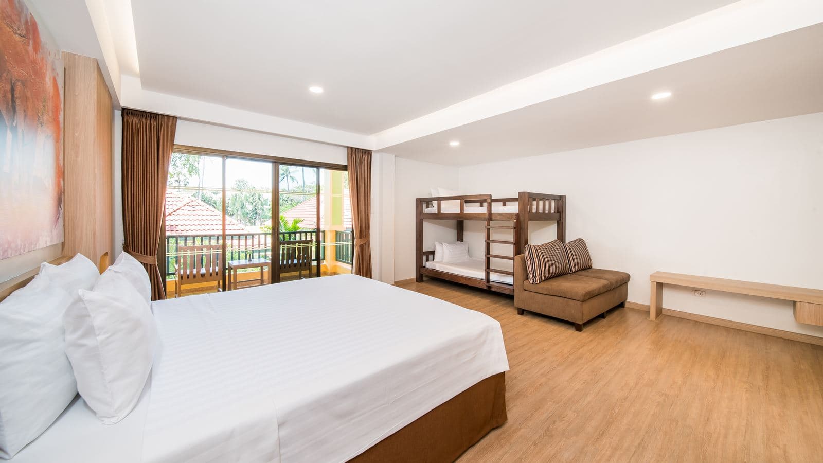 rooms-family-room
