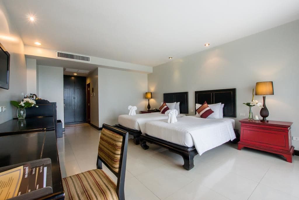rooms-deluxe-room