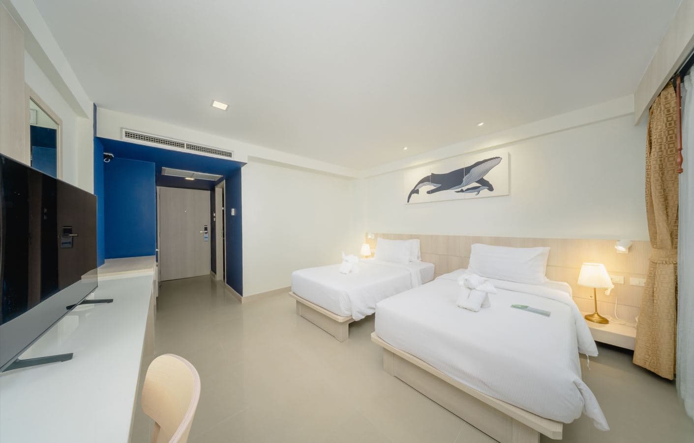 rooms-superior-room