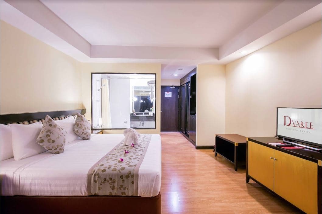 rooms-deluxe-ocean-view