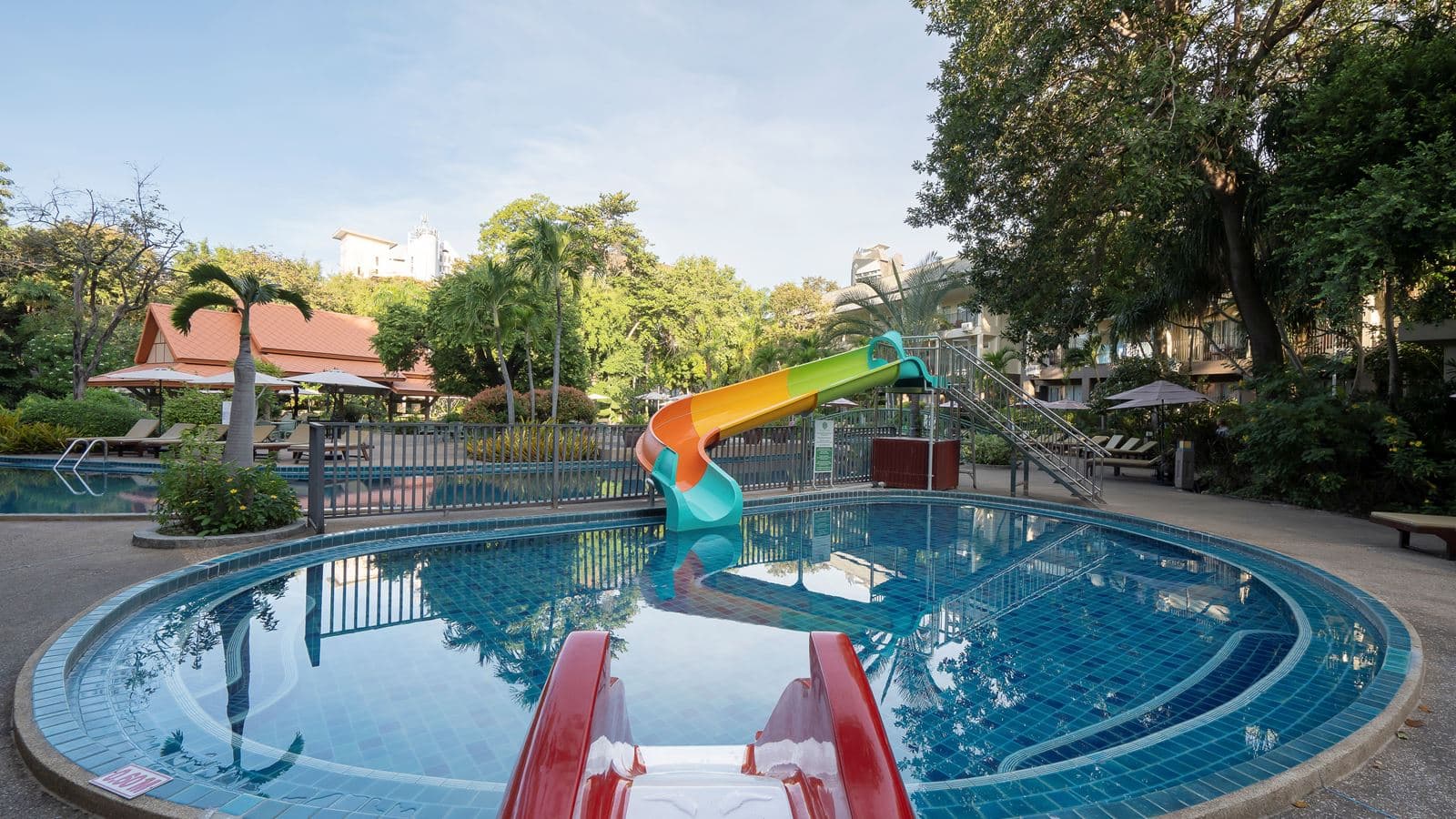 pools-outdoor-pool