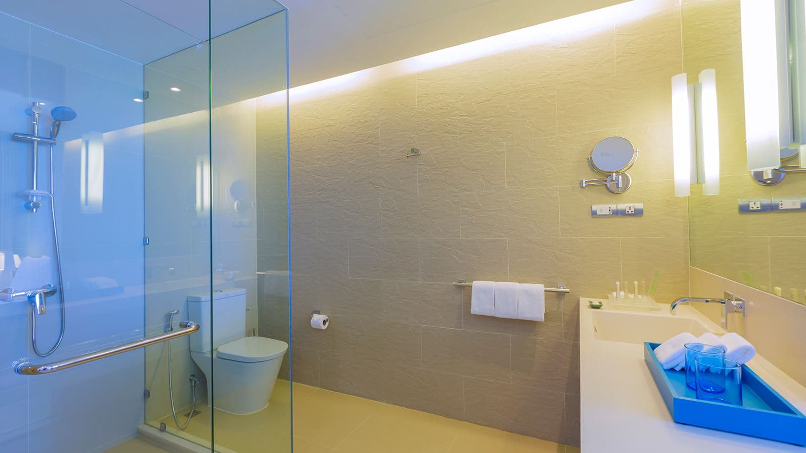 rooms-deluxe-room
