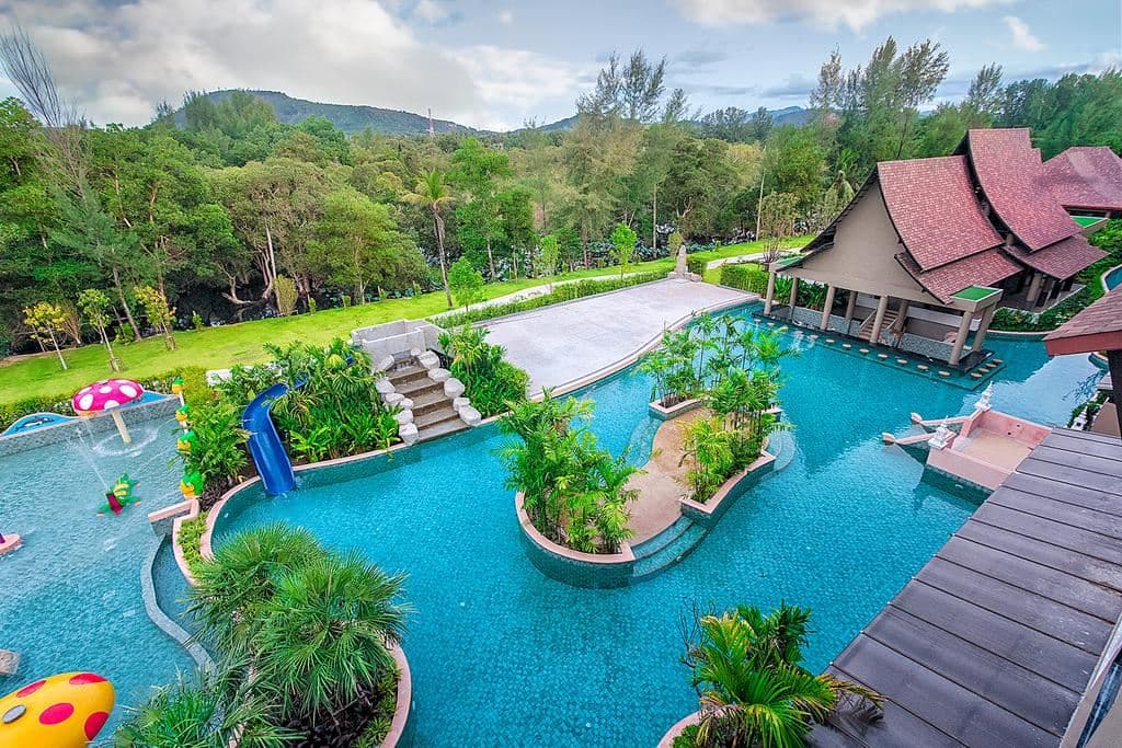 pools-indoor-pool