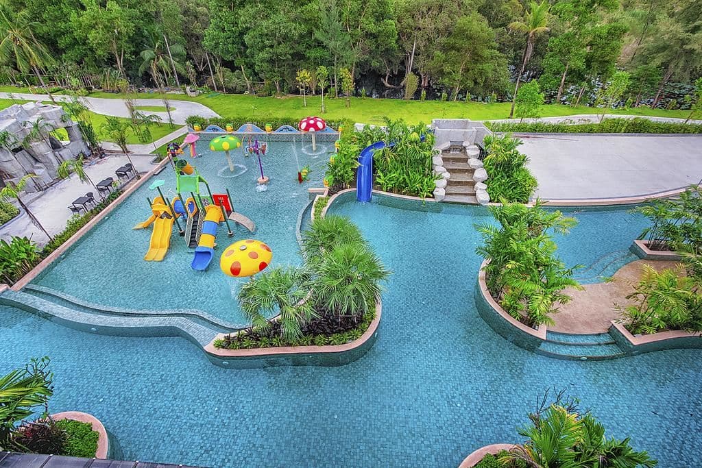 pools-indoor-pool