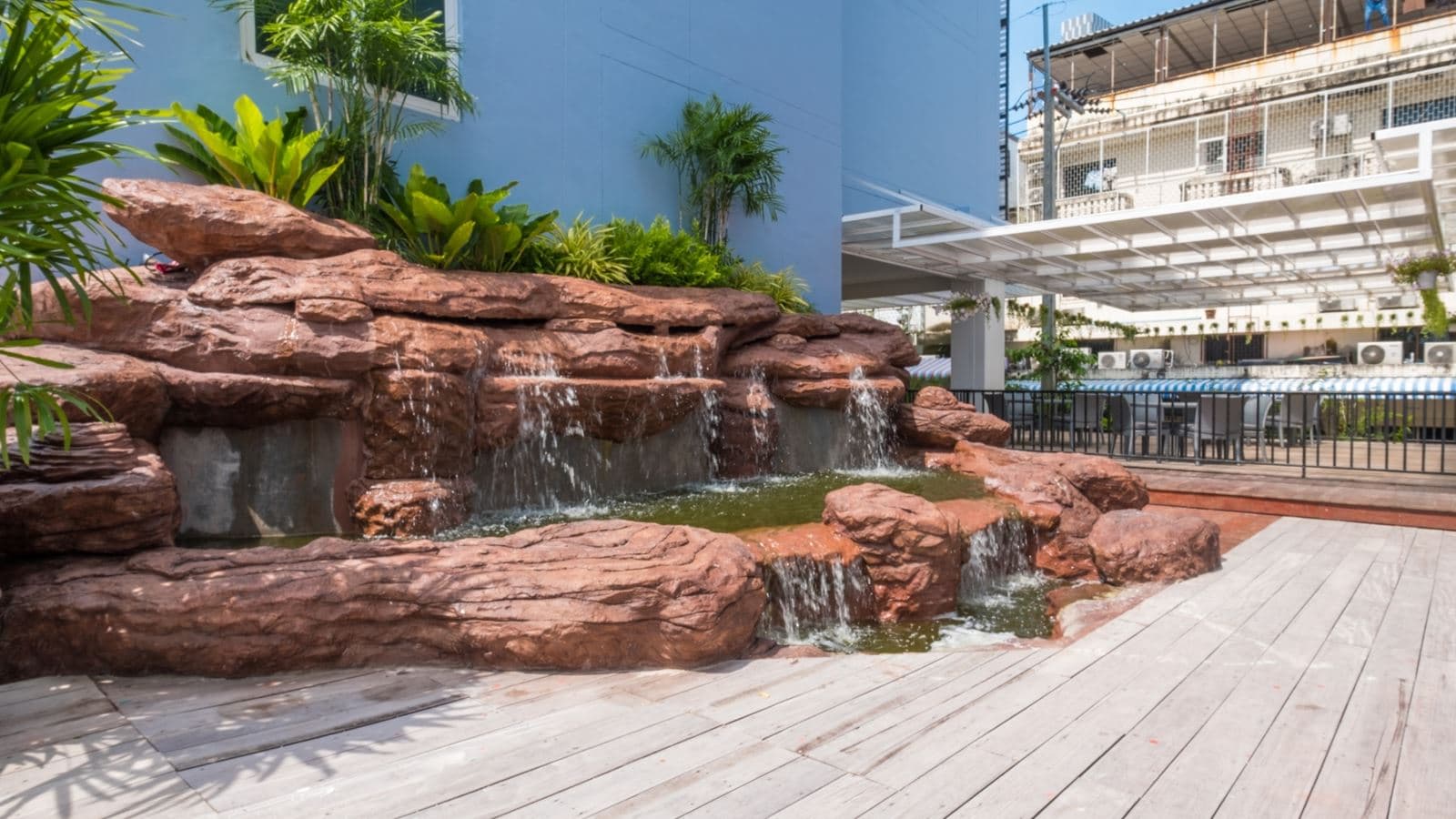 pools-outdoor-pool