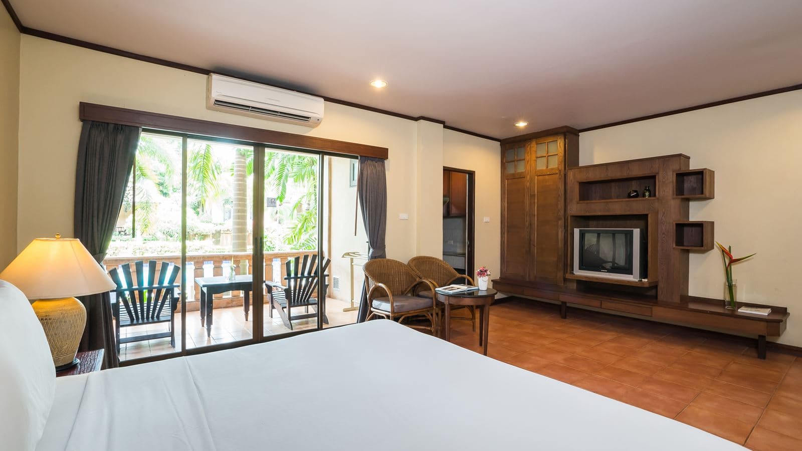 rooms-deluxe-studio