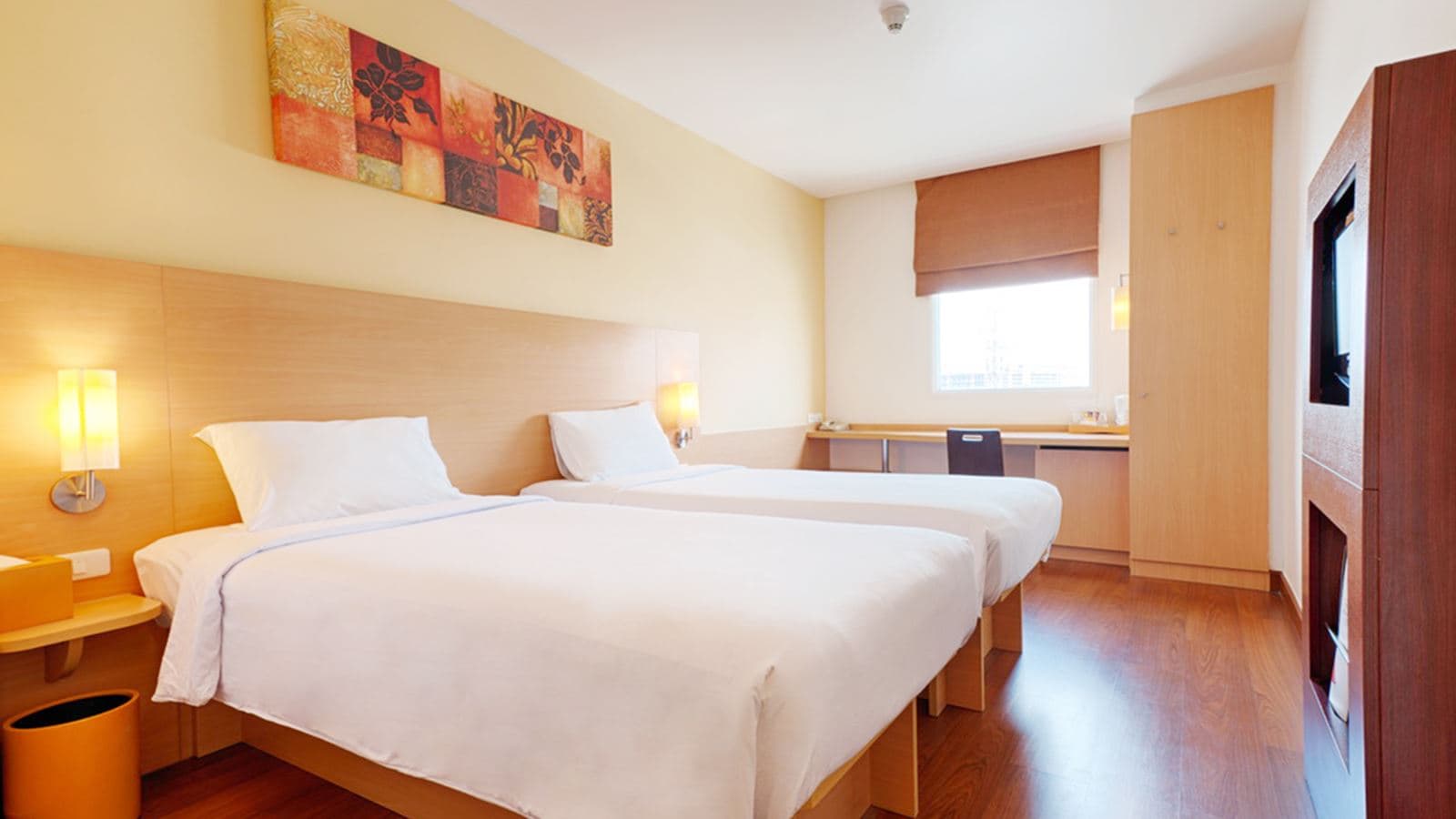 rooms-standard-room