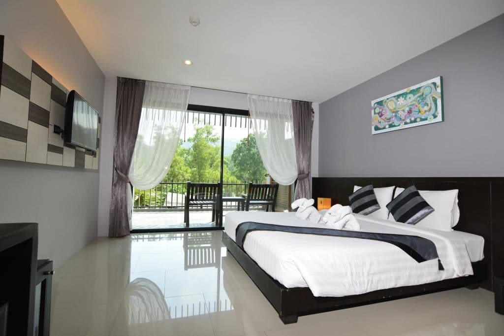 rooms-deluxe-room