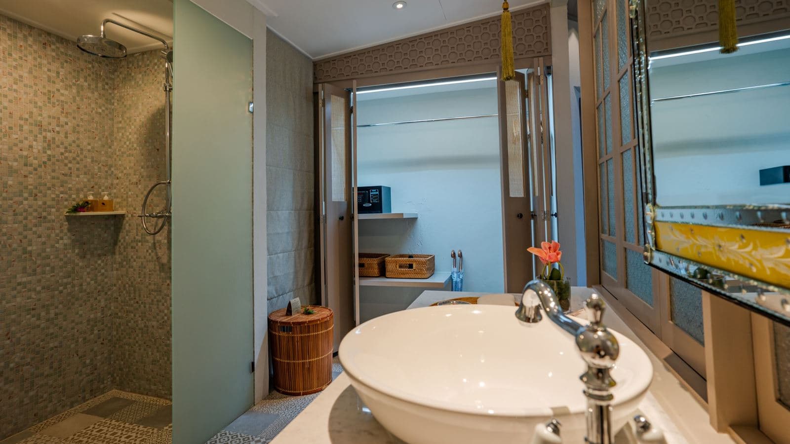 rooms-orchid-deluxe-bungalow