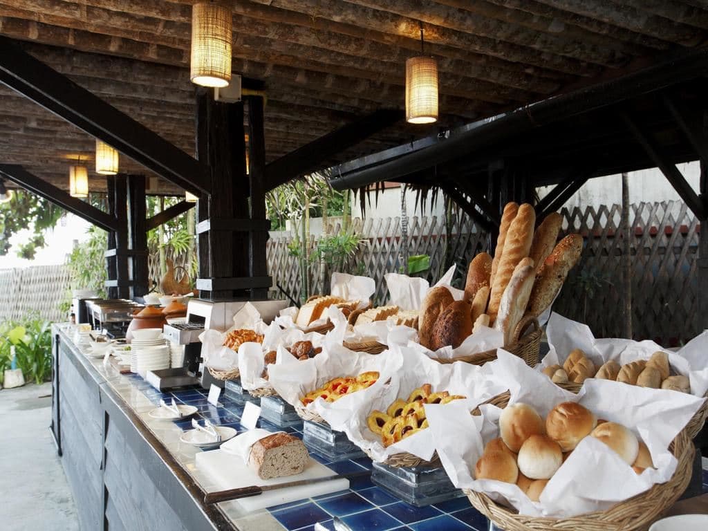 restaurants-sea-breeze-restaurant