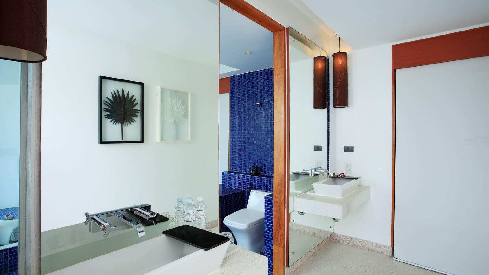 rooms-pool-villa-with-loft