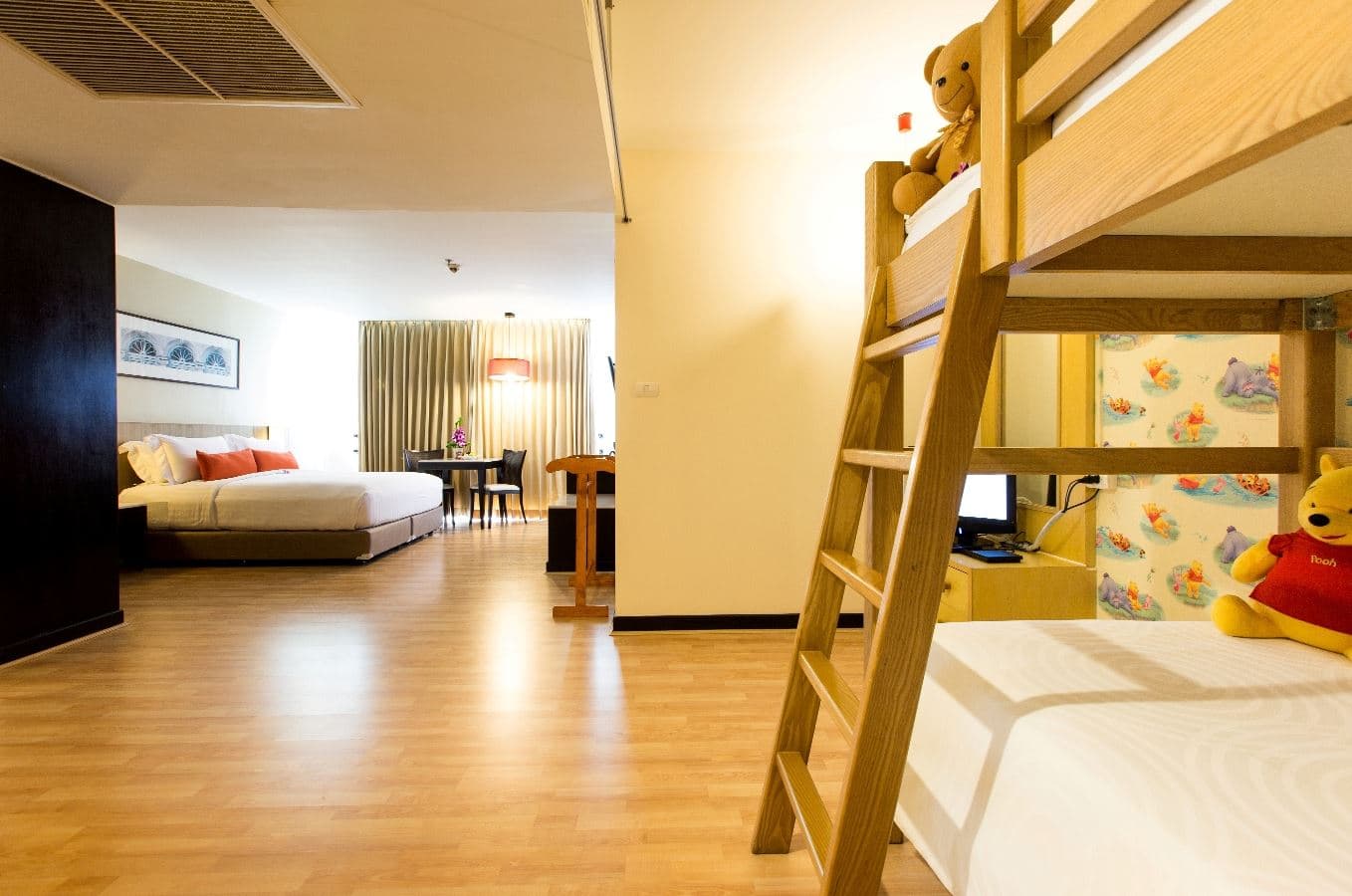 rooms-family-rooms
