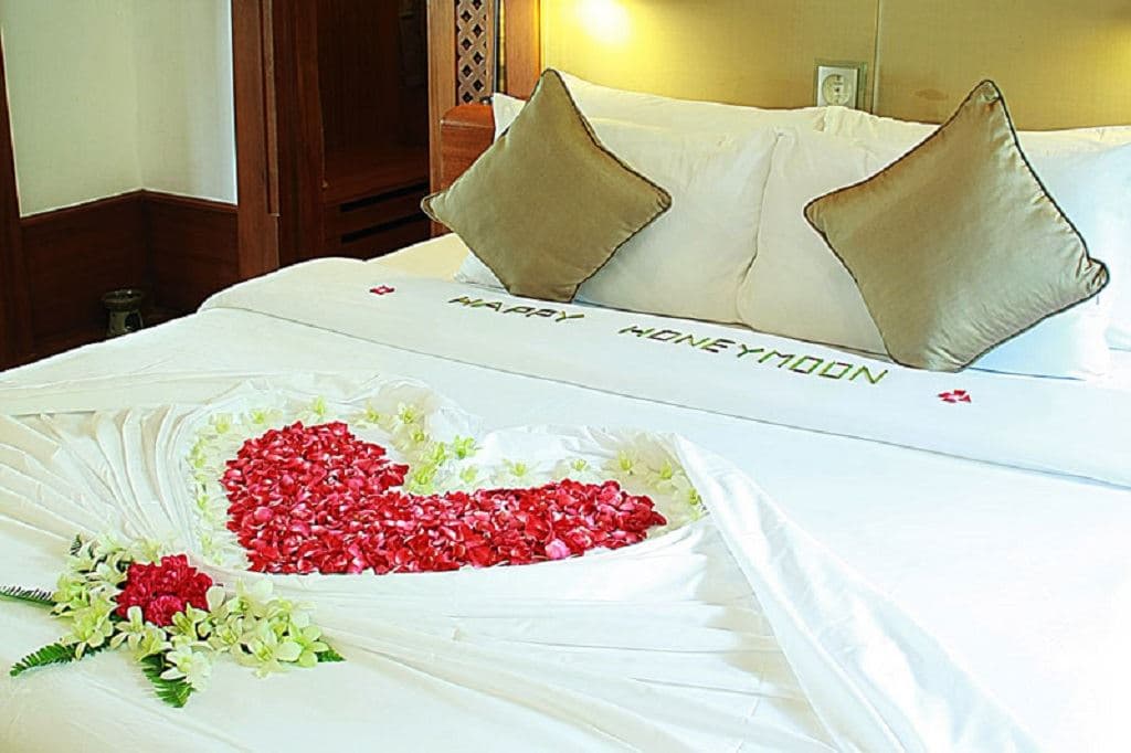 rooms-jacuzzi-villa