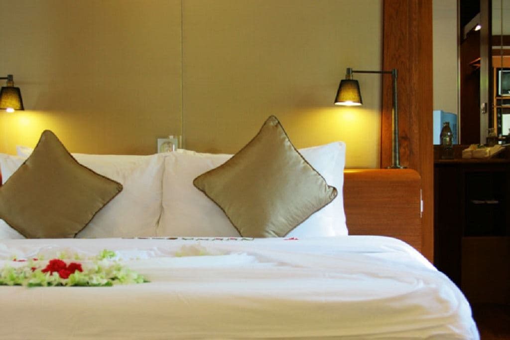 rooms-jacuzzi-villa