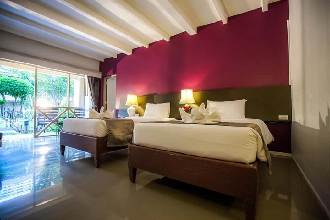 rooms-superior-room
