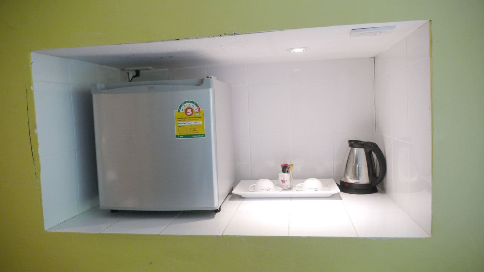 rooms-economy-room